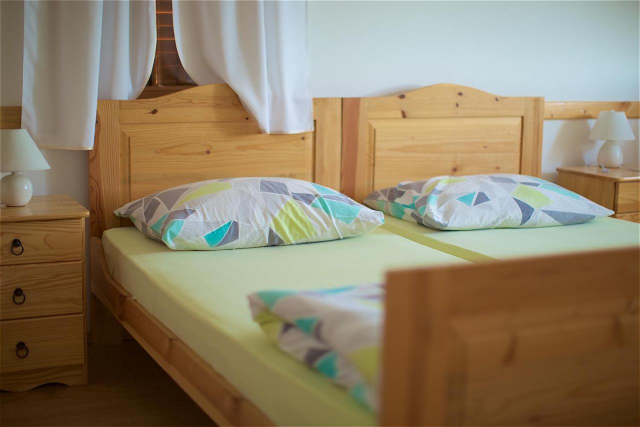 Tourist Farm Apartments Lovrec Jirsovci Ngoại thất bức ảnh
